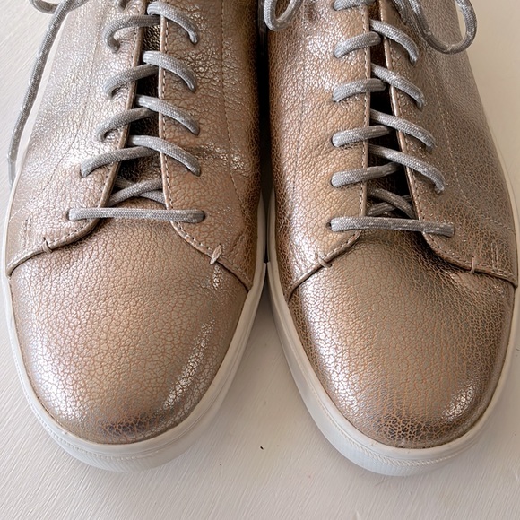 FRYE rose gold metallic lace up sneakers 11 - Picture 2 of 9